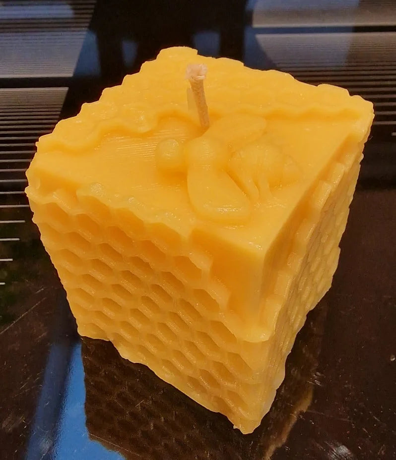 Honeycomb cube